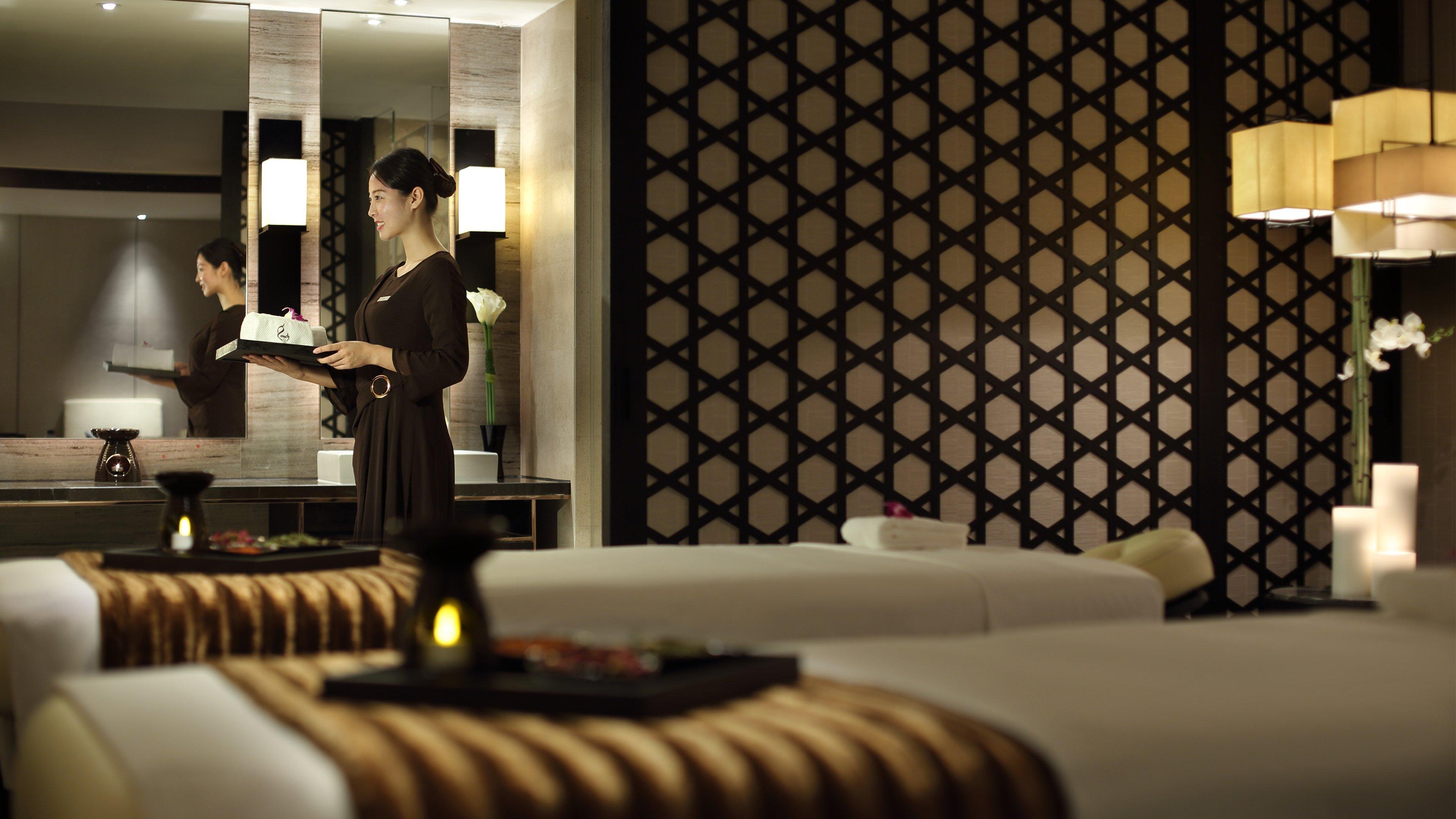 Intercontinental Hongqiao Necc By Ihg Hotel Shanghai