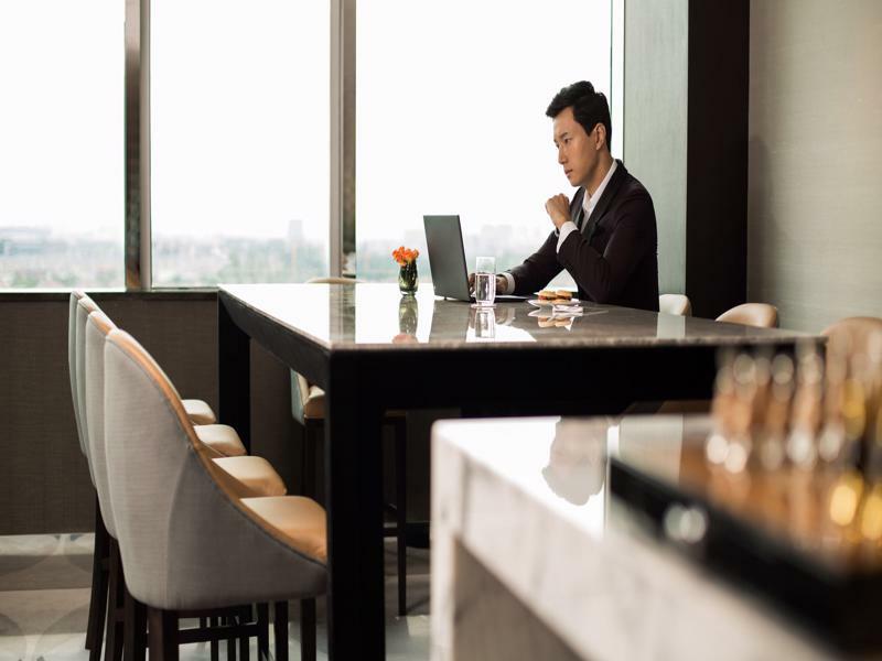 Hotel Intercontinental Hongqiao Necc By Ihg 5*